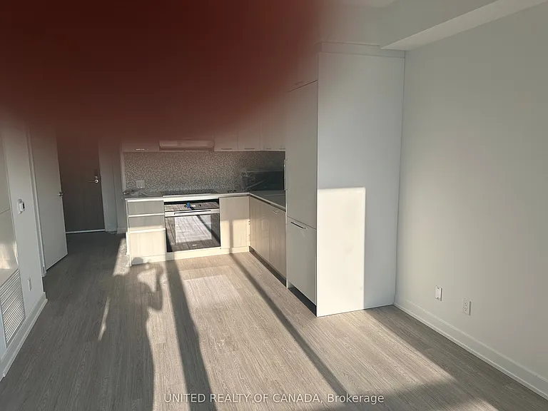8188 Yonge St #827 — Photo 8