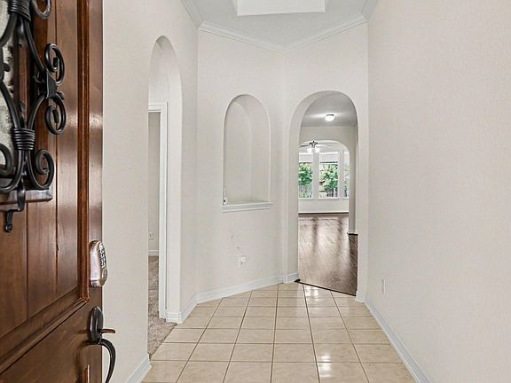 4th image of 9411 Chase Hollow Lane