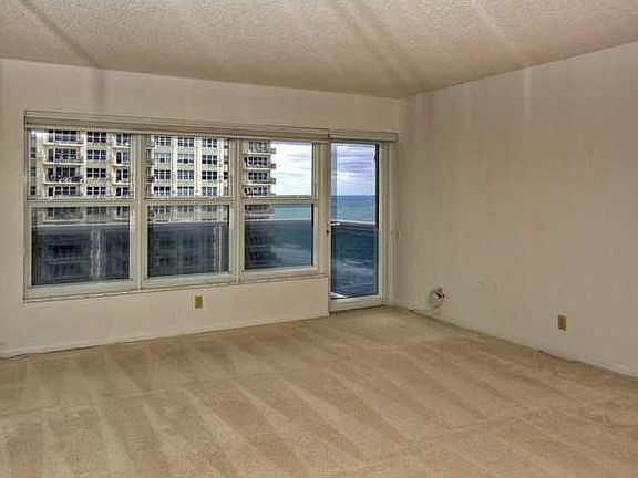 3rd image of 3500 Galt Ocean Dr APT 915