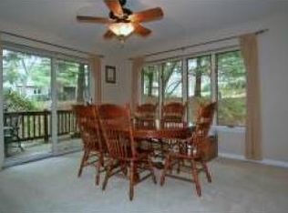 40 Greenbriar Ln, Annandale, NJ 08801