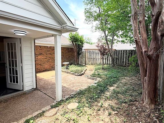 3rd image of 8406 Honey Dr