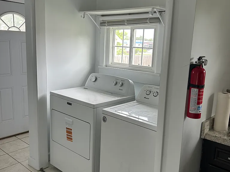 205 Morrison St — Photo 2