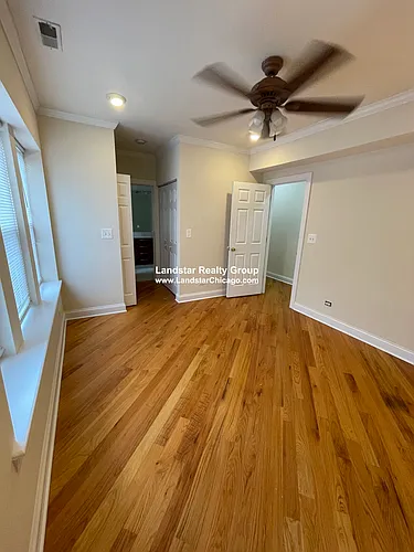 6947 N Oakley Ave #3 Photo 1