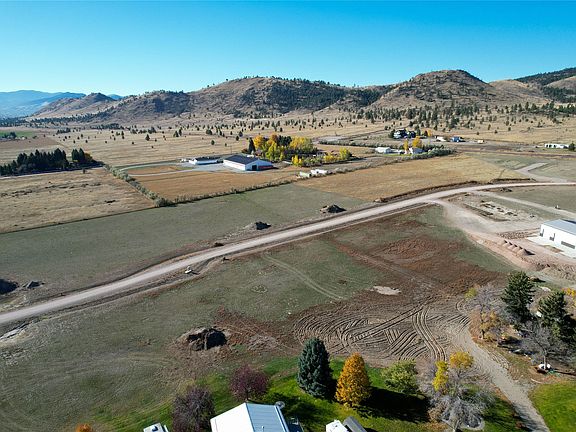 2nd image of 6735 Scratchgravel Dr