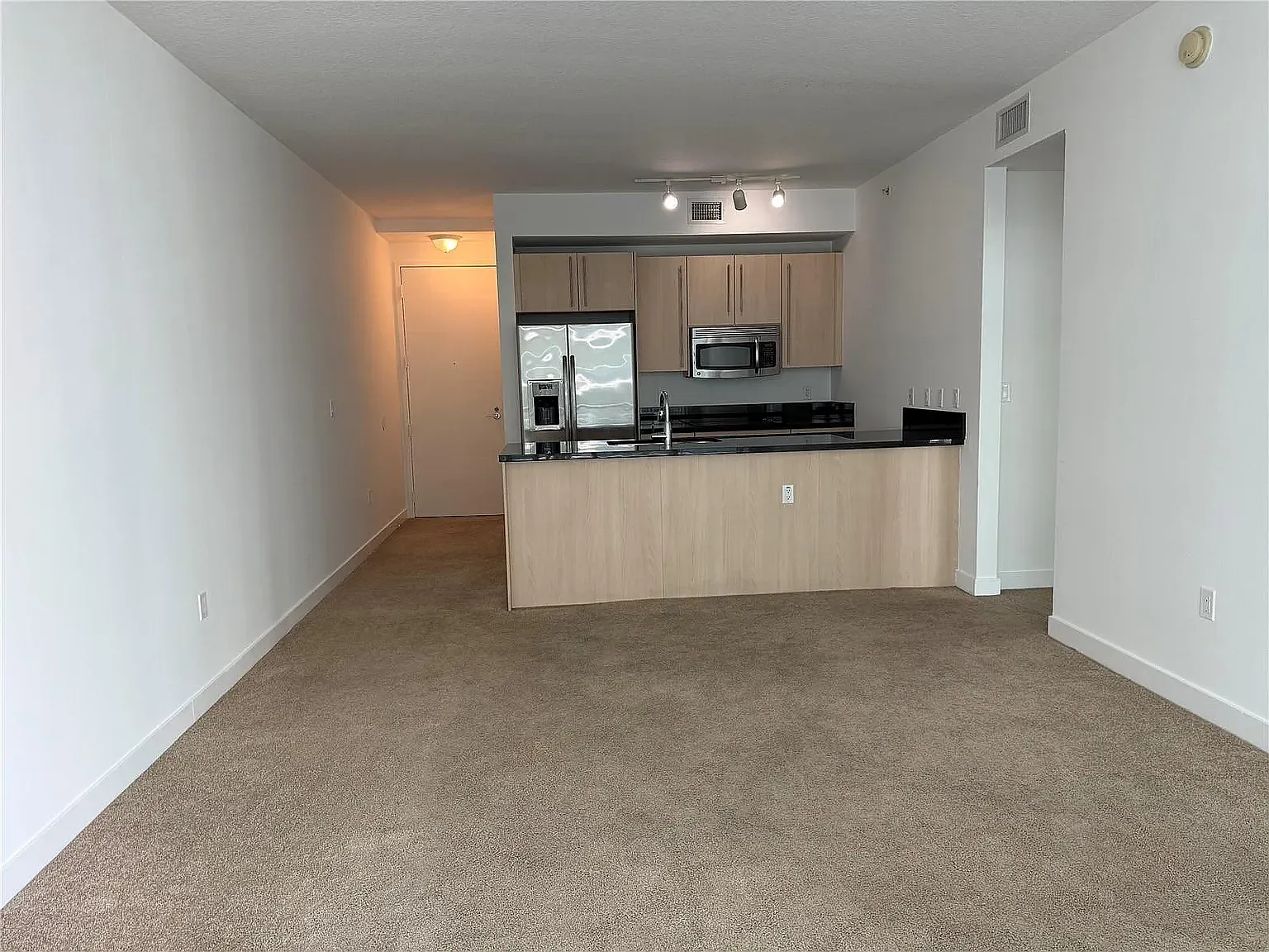 1 bed, 707 sqft, $2,800 — Photo 4