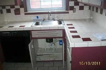5th image of 1711 Chandler Ave