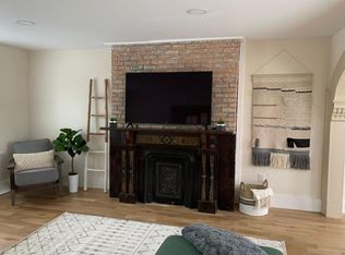 19 S 6th St, Hudson, NY 12534