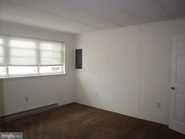 319 Camden Ave #F — Photo 9