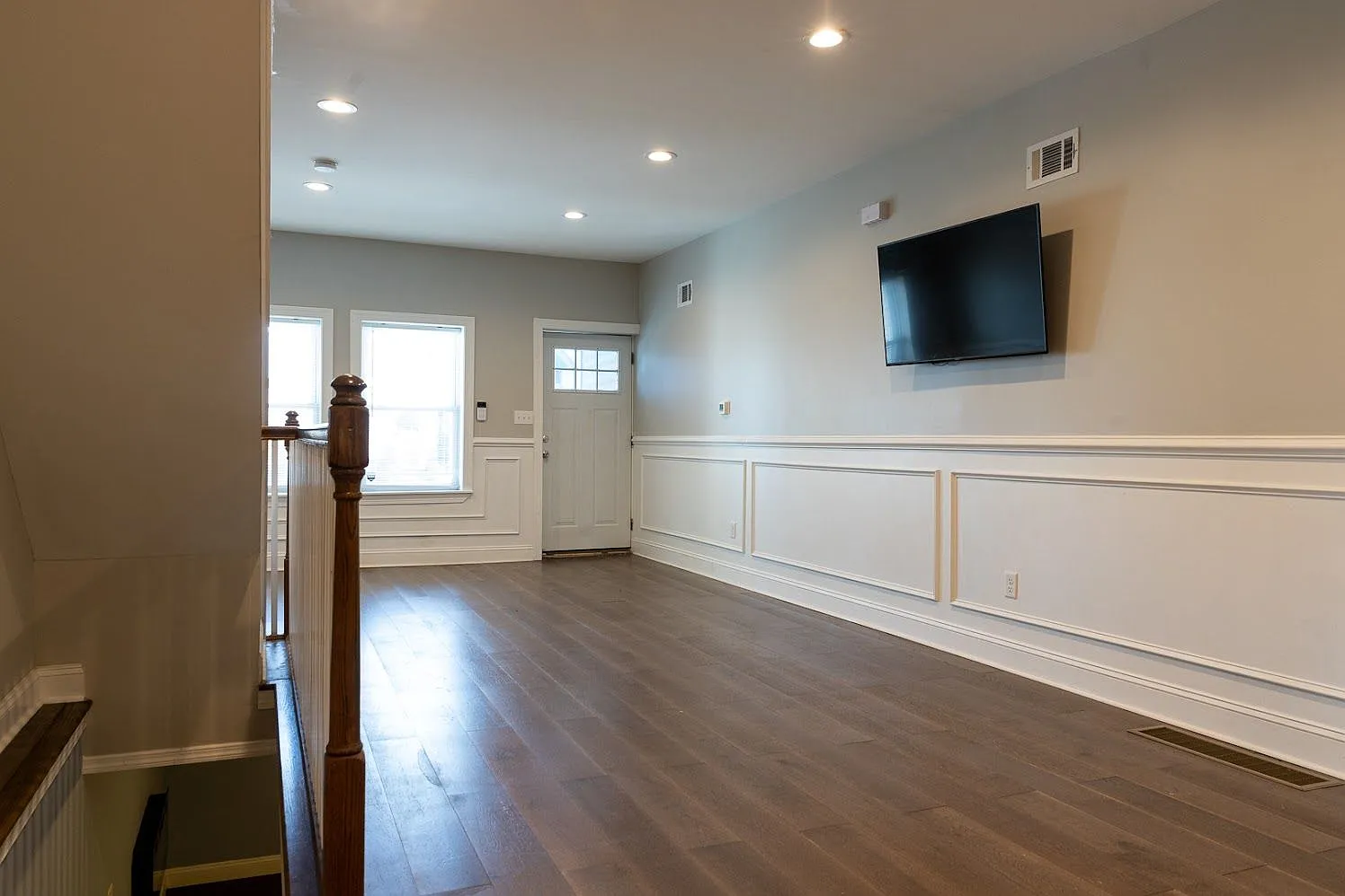 4 bed, 3.5 bath, 1380 sqft, $2,500 — Photo 3