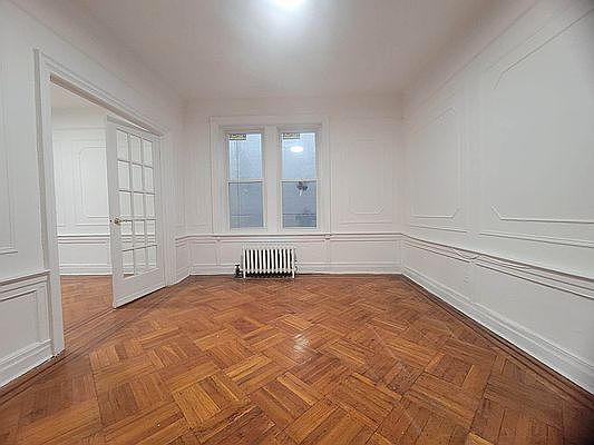5th image of 289 20th St APT 3R