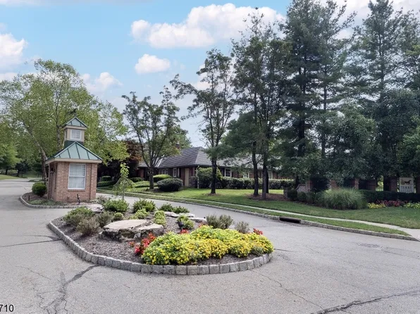 26 Gate House Ct, Morris Twp., NJ 07960