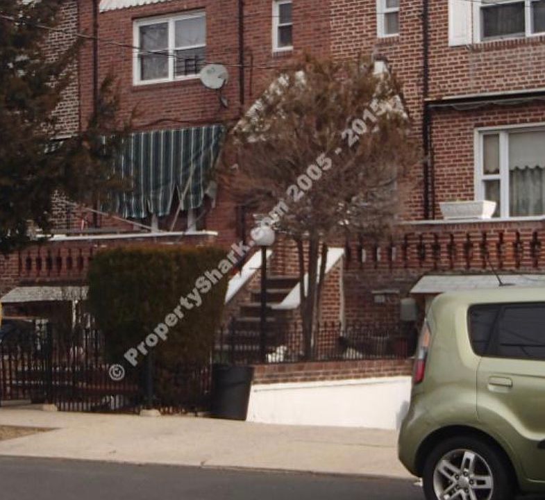 1st image of 2405 96th St