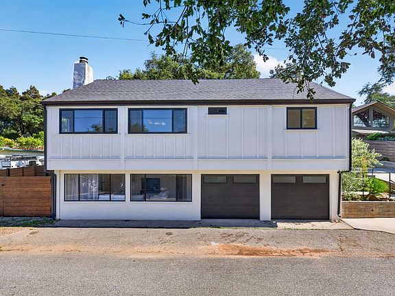 2nd image of 1422 Orchard Dr