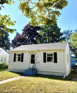2152 Johnson STREET, La Crosse, WI, 54601