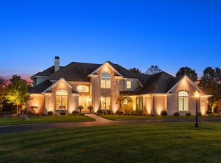 12000 W Donegal Ln, New Lenox, IL 60451