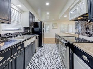 7146 Leader St, Houston, TX 77074