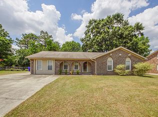 8141 Greenridge Rd, North Charleston, SC 29406