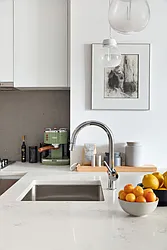 Sold by The Marketing Directors (Arias)