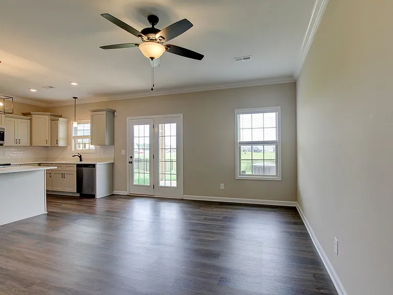2547 Rafiki Dr — Photo 27