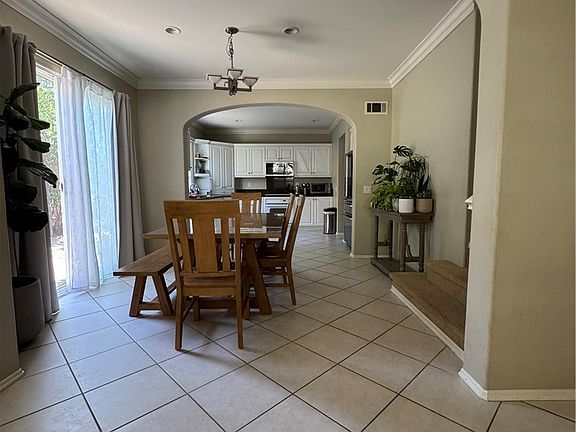 5th image of 41 Modesto