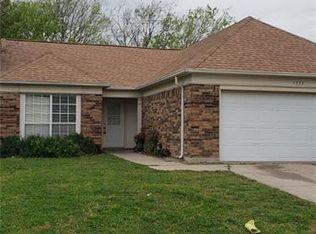 7737 Misty Ridge Dr N, Fort Worth, TX 76137