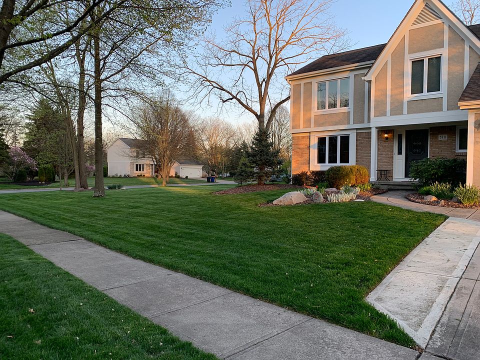 2nd image of 5711 Desmond Ct