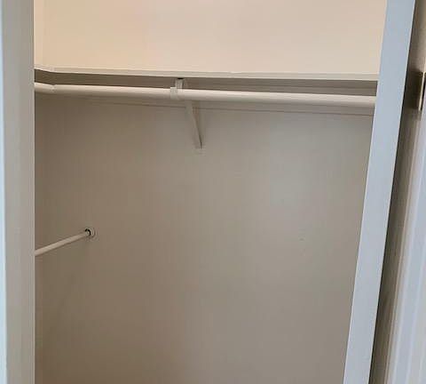 4th image of 1932 Overland Ave #303A