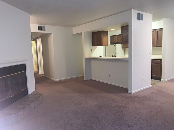 4th image of 1103 Ambertrace Ln APT 1
