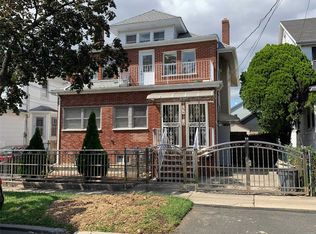 14311 Oak Ave, Flushing, NY 11355