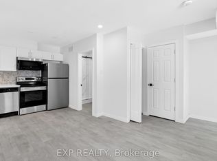 564 Brunel St #1, Ottawa, ON K1K 2G6