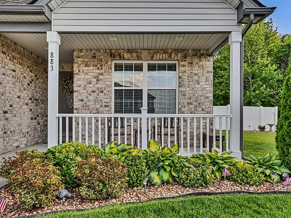 5th image of 883 Terraceside Cir
