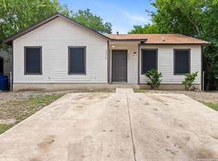 3439 Gateway Dr, San Antonio, TX 78210