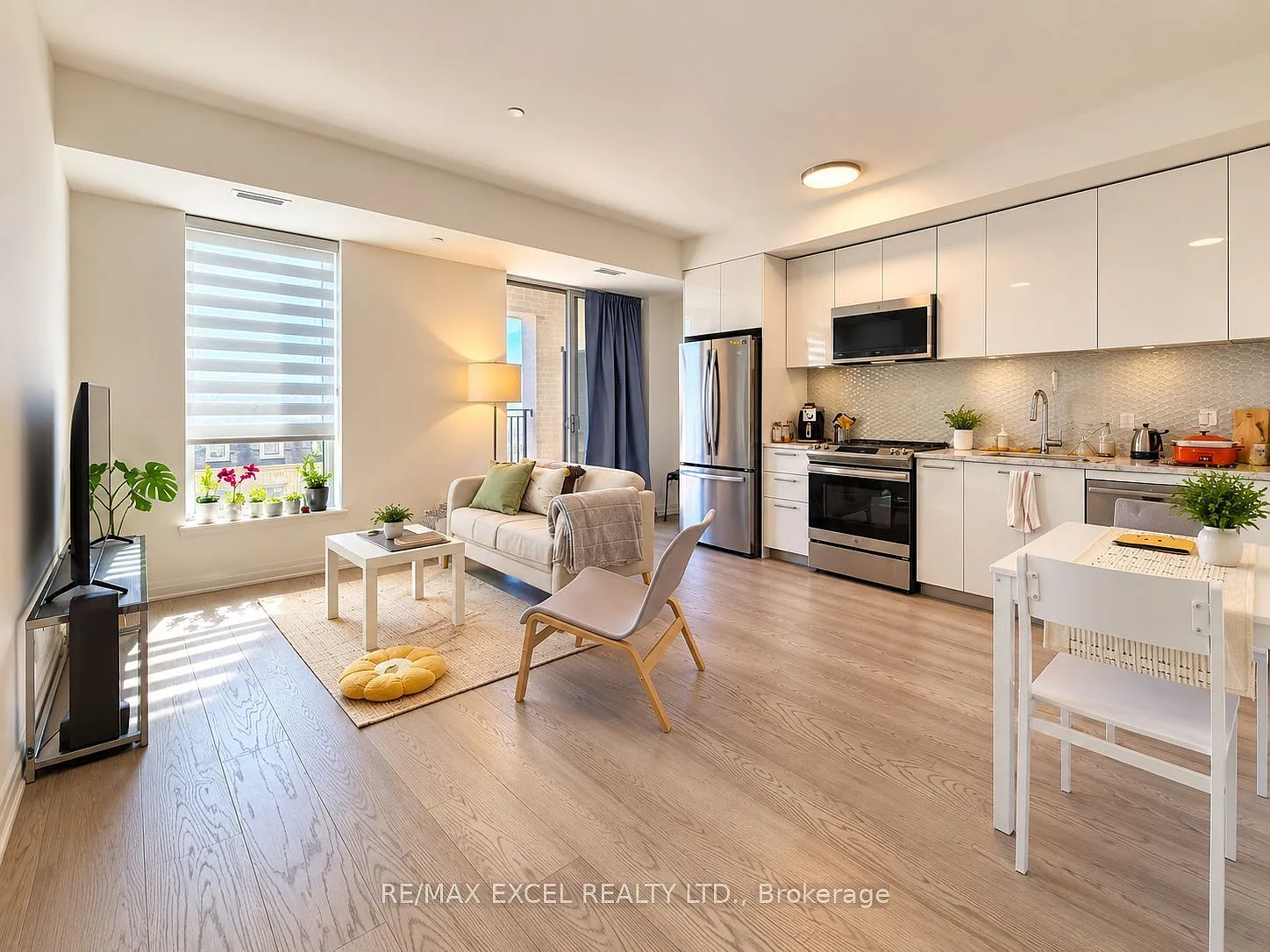 2 bed, $2,450 — Photo 4
