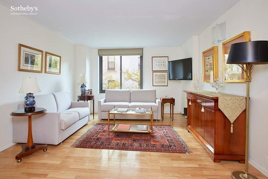1st image of 40 E 94th St APT 3J