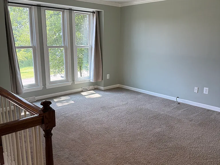 3124 Haberlein Rd — Photo 2
