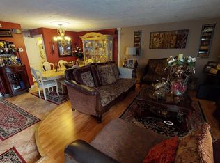 42 Birch Rd, Staten Island, NY 10303