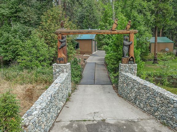 2nd image of 200 Coffee Creek Rd