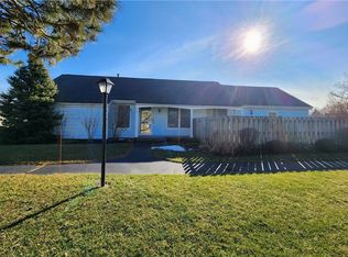 1 Huntsman Way, Webster, NY 14580