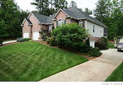 3rd image of 161 Deer Run Dr