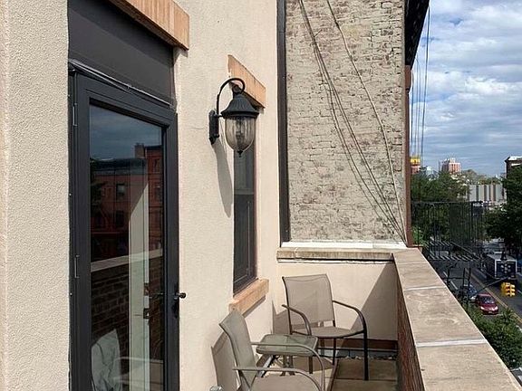 2nd image of 316 5th Ave APT 2