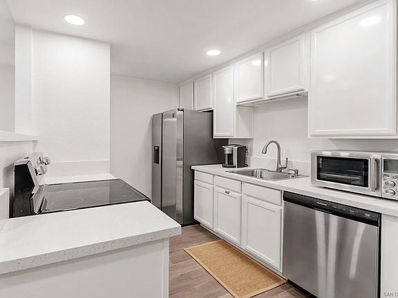 3rd image of 1810 S El Camino Real Unit 101