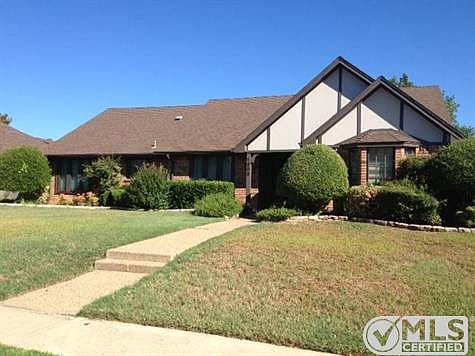 1st image of 1503 Woodoak Dr