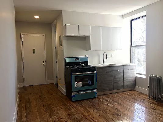 1st image of 3013 Newkirk Ave APT 1