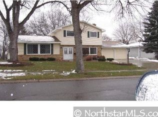 9907 Little Rd, Bloomington, MN 55437