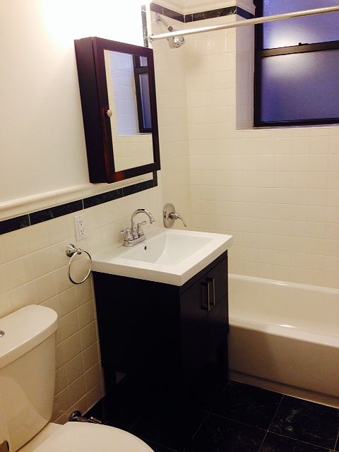 2nd image of 9354 Queens Blvd APT 4K