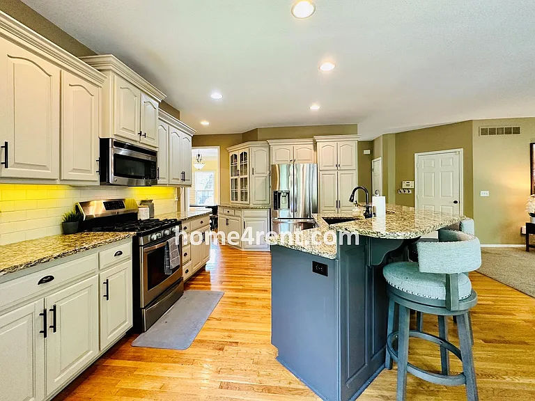 12648 S Hallet St — Photo 23