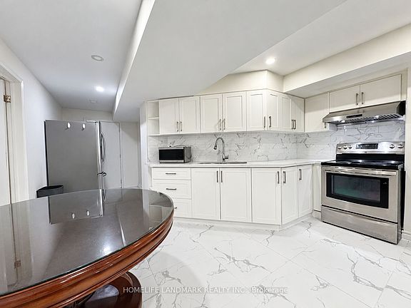 4th image of 60 Pineforest Pl #Basement