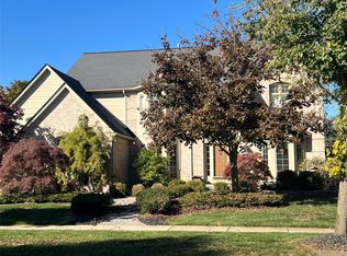 45432 Addington Ln, Novi, MI 48374