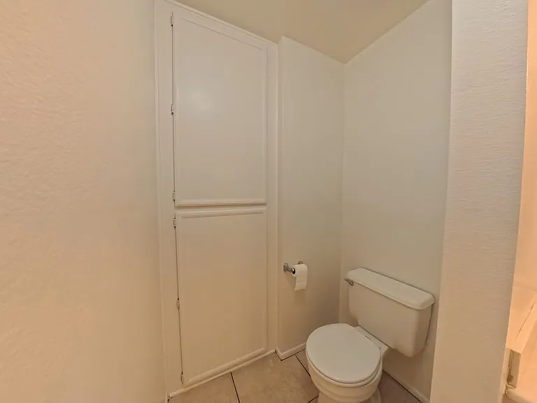 24052 Royale St — Photo 23