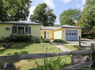 30 Crescent Rd, South Hamilton, MA 01982